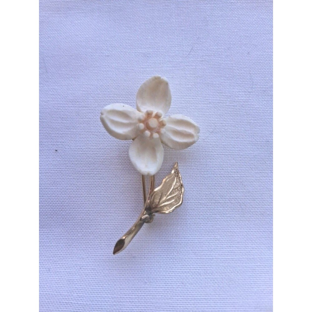 Vintage Retro Wells 14K Gold Filled Carved Celluloid Flower Brooch Pin